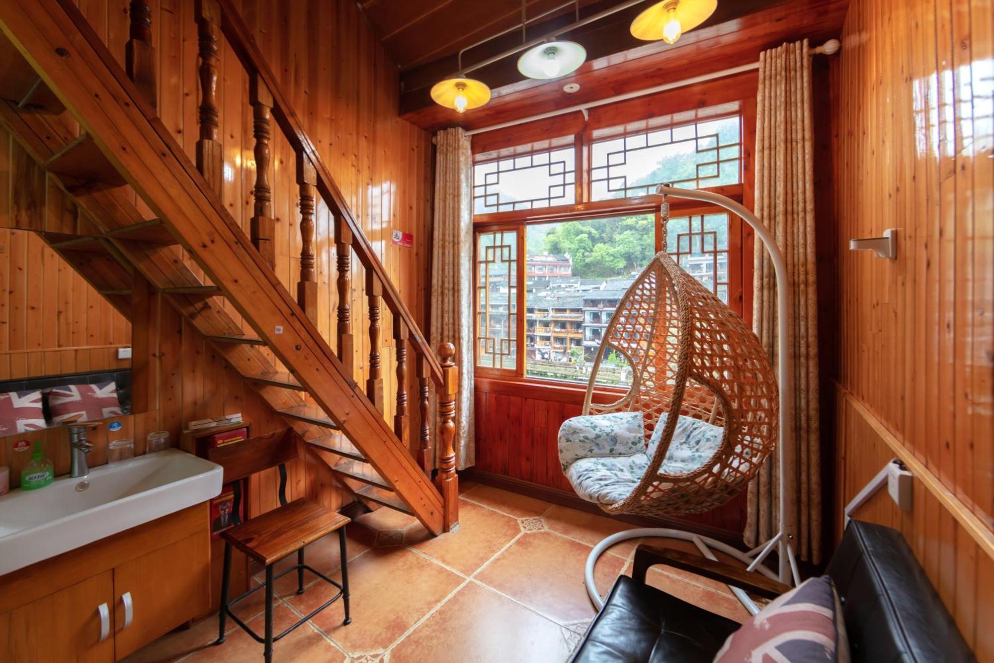 Fenghuang Memory Linjiang Inn Zewnętrze zdjęcie