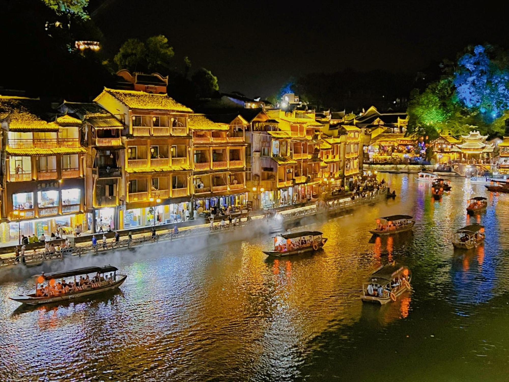 Fenghuang Memory Linjiang Inn Zewnętrze zdjęcie