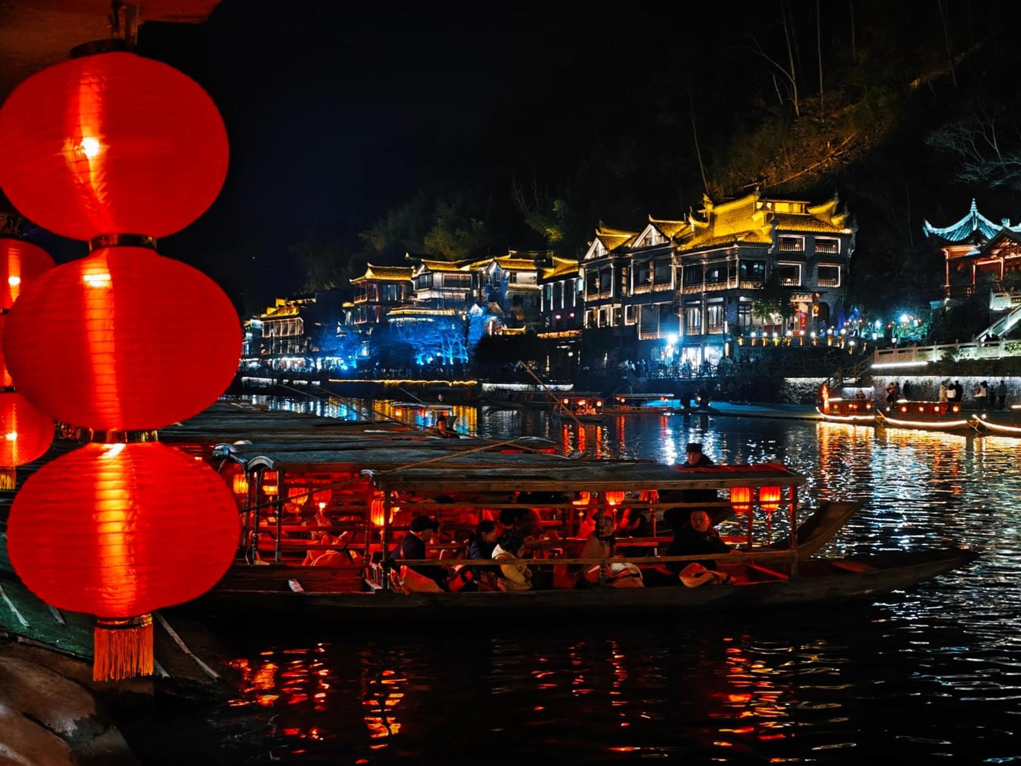 Fenghuang Memory Linjiang Inn Zewnętrze zdjęcie